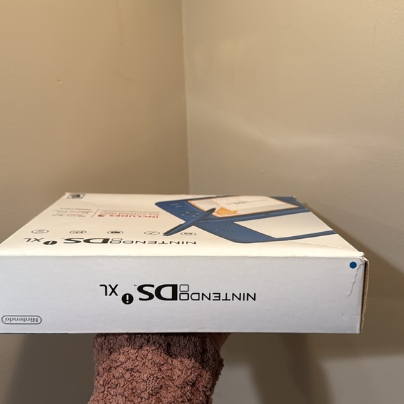 Nintendo DSi XL Box Only - Picture 10 of 11